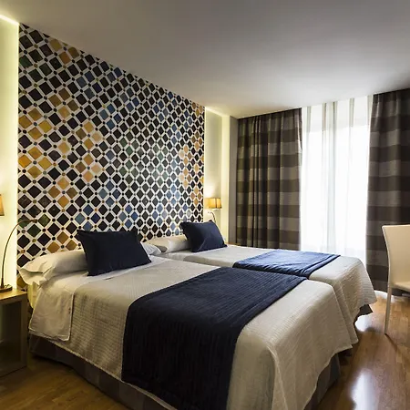 コンフォート ダウロ 2 3*