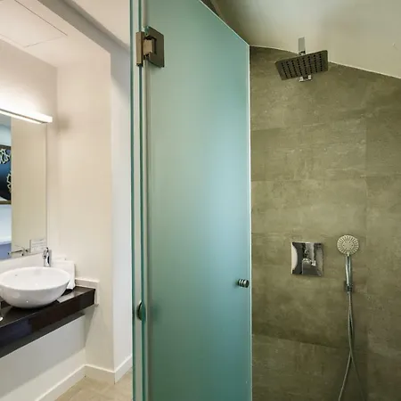 Hotel Comfort Dauro 2 3*